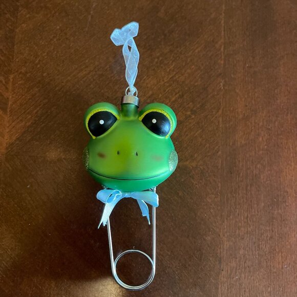 vintage Dillards Trimmings Green Frog Christmas Ornament Gold Box - Picture 5 of 9